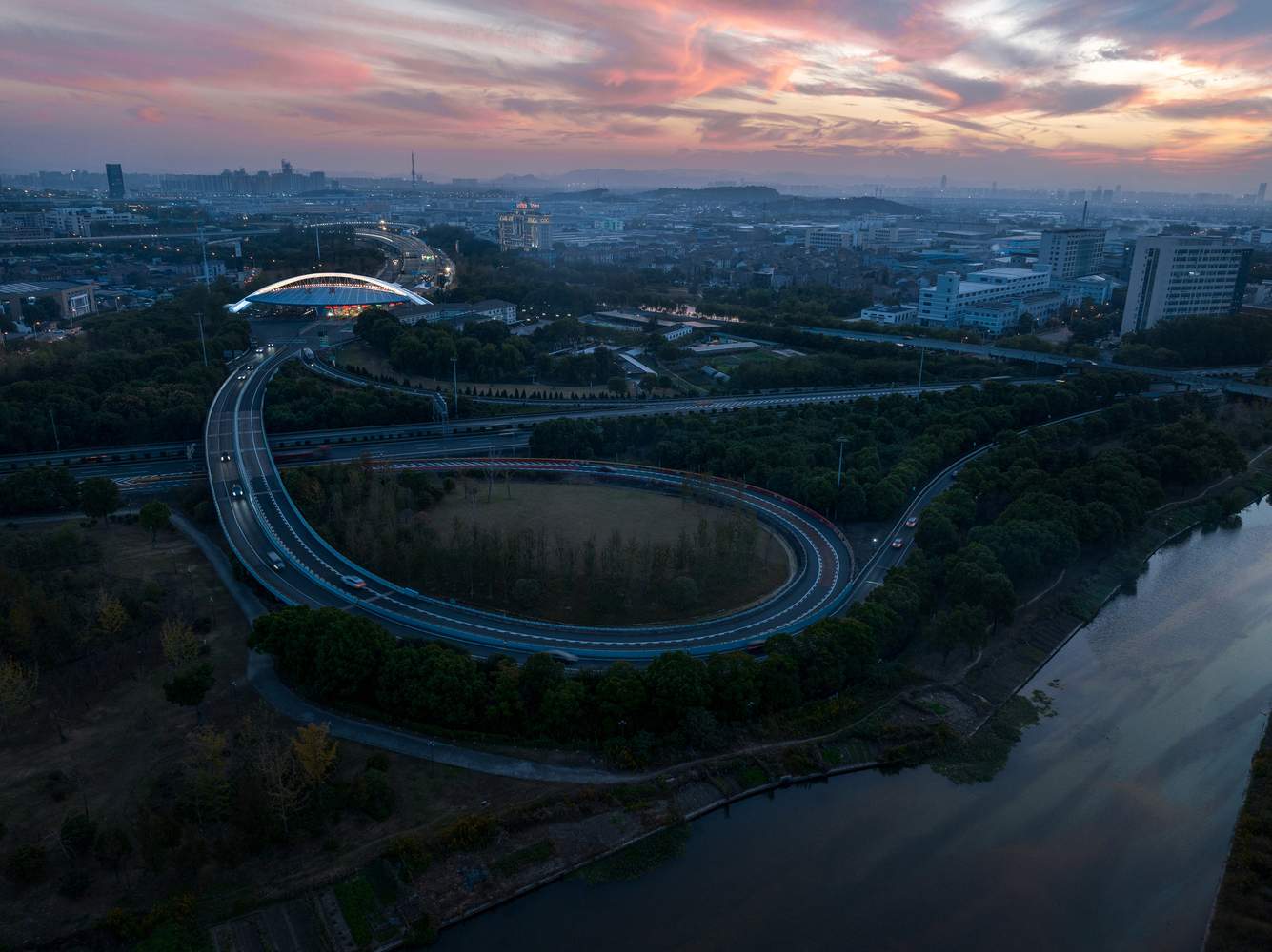 绍兴高速公路收费站丨中国绍兴丨Atelier RenTian-33