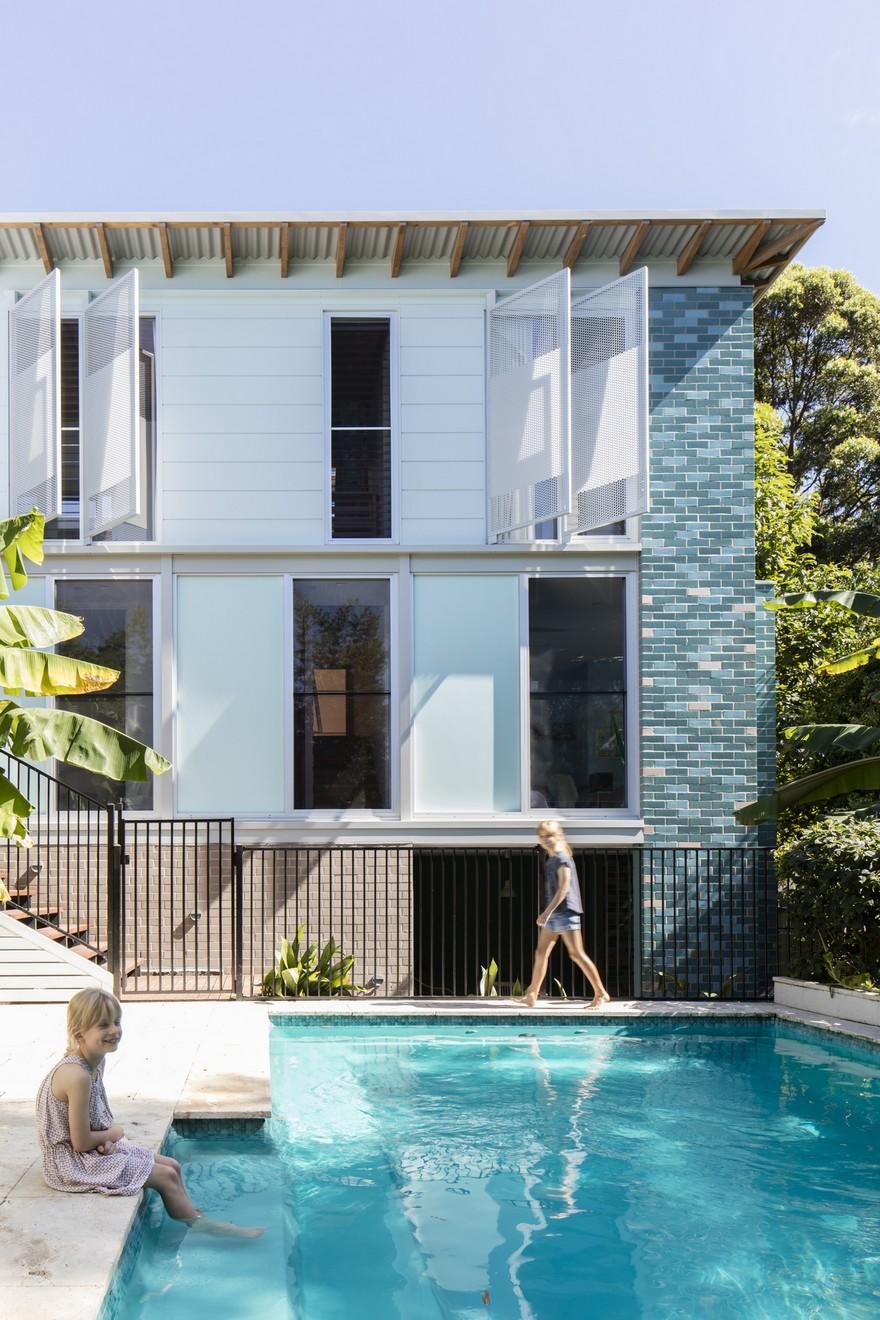 Old Weatherboard House in Sydney Gets Modern Addition-6