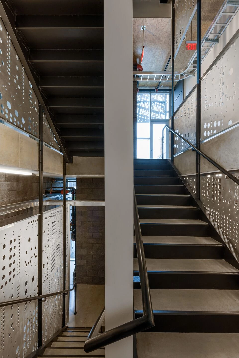 远程控制制作公司 1523丨美国加利福尼亚丨nonzero\architecture-24