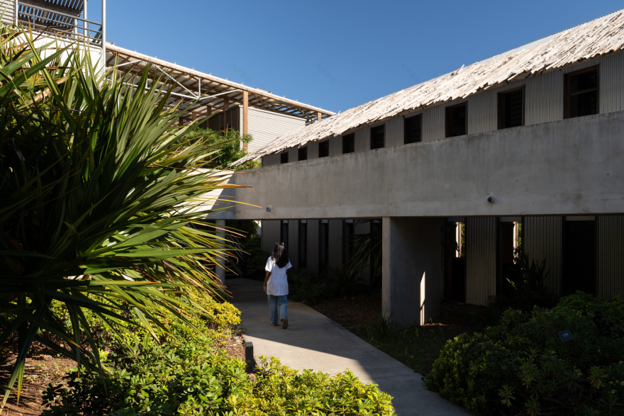 Health Sciences Faculty – University of La Réunion / TT Architecture-27