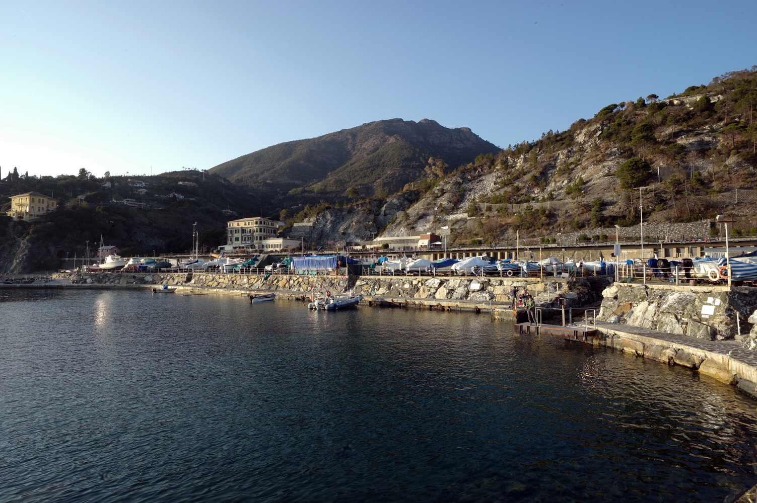 五彩地之翼 · 利万托水处理厂的景观化设计-53