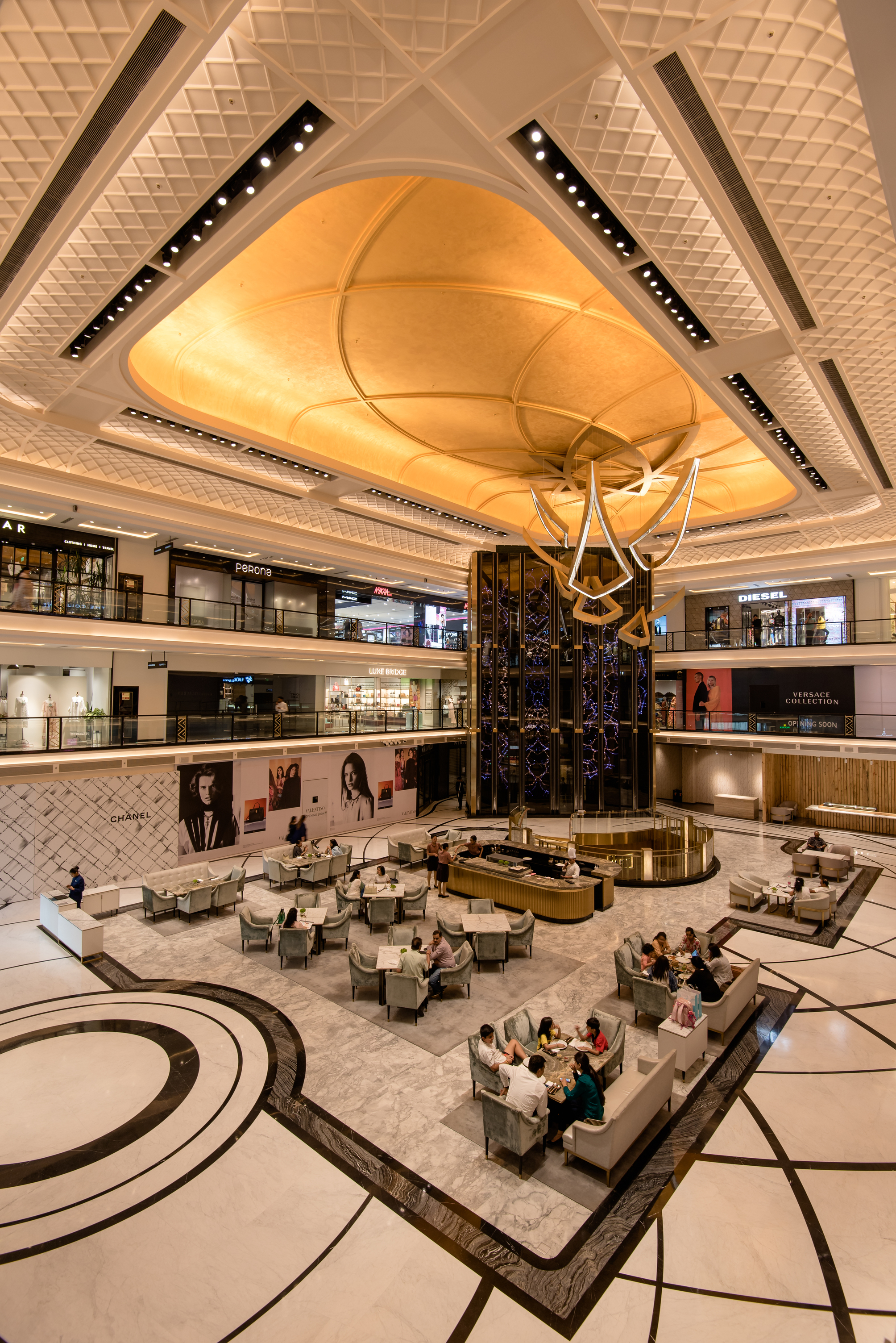 智慧照明点亮奢华商场——新德里“Chanakya”商场案例-35