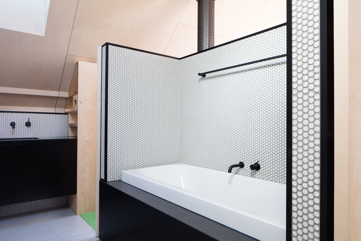 Acute House（锐利屋）-39