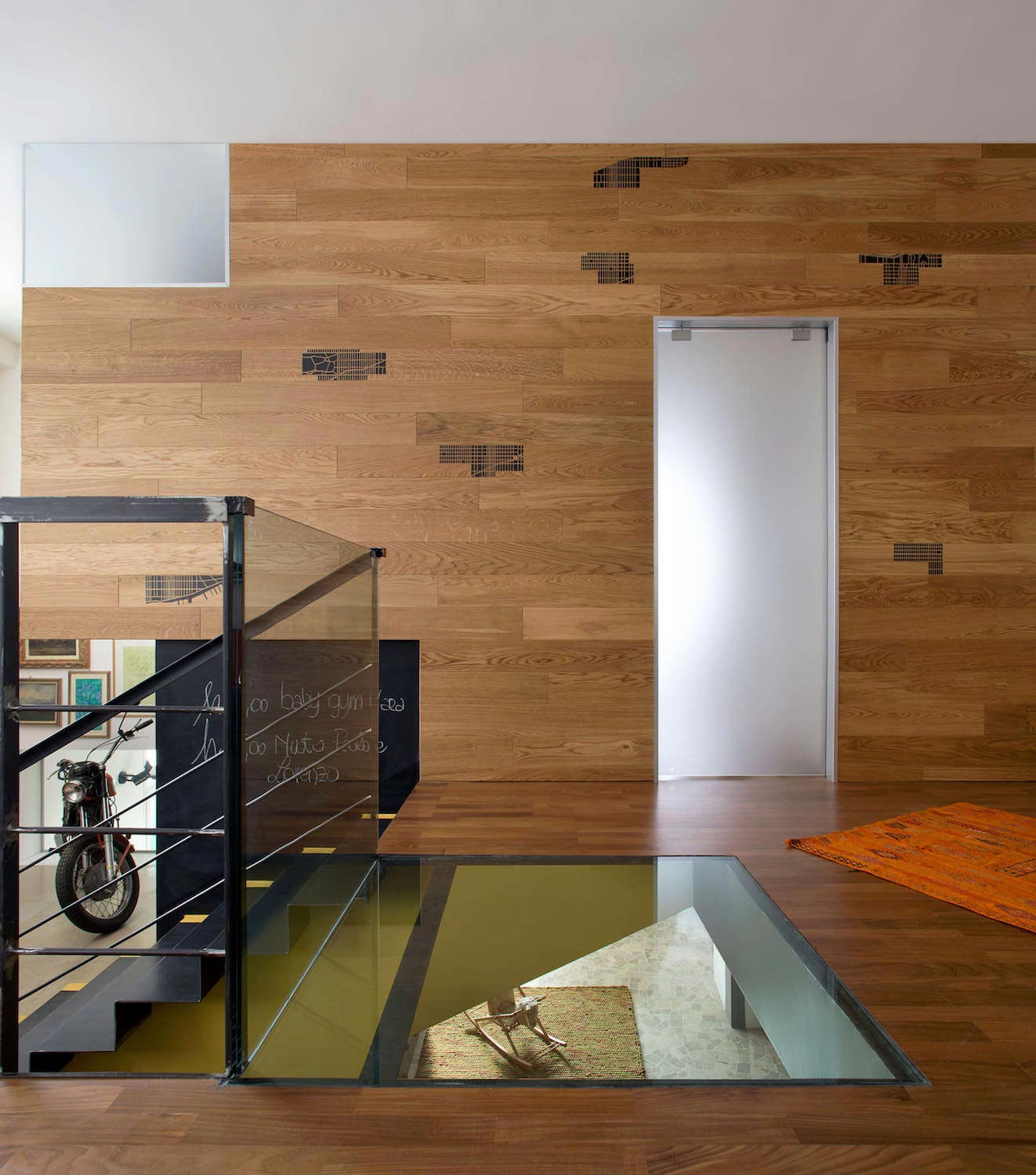 多彩空间中的黑色攀岩墙——意大利都灵 Studioata 设计案例-10