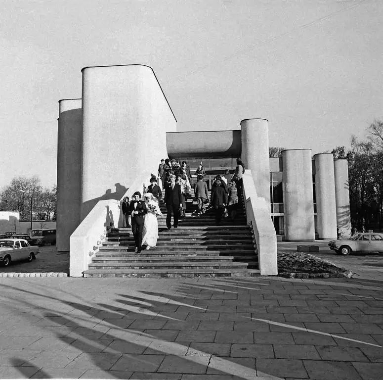 苏联先锋建筑的现代性表达-31