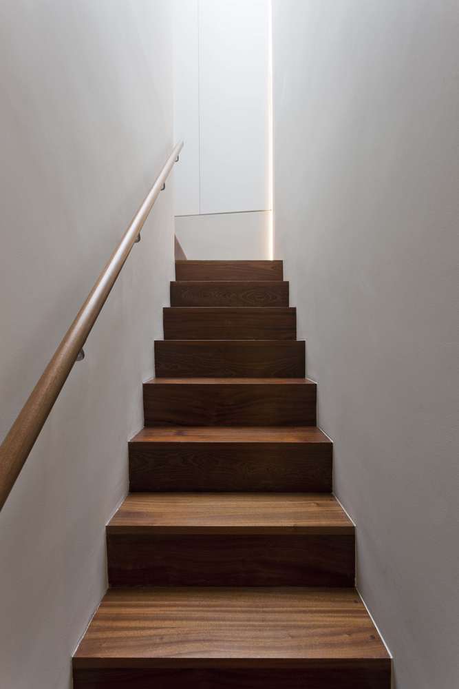 都柏林狭窄巷道中的家庭住宅设计-40