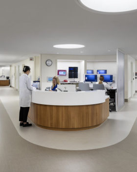 斯坦福医学癌症中心:劳丽·K·拉科布馆丨美国加利福尼亚