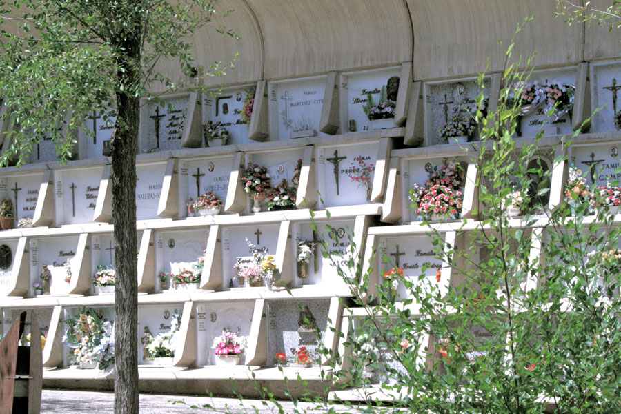 伊瓜拉达墓园-9