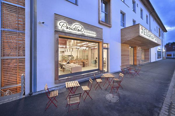 艾美特酒店（注：Element是喜达屋酒店集团旗下的一个酒店品牌，一般音译为艾美特 ，如果这里不是指该品牌酒店，可根据实际情况调整） -12