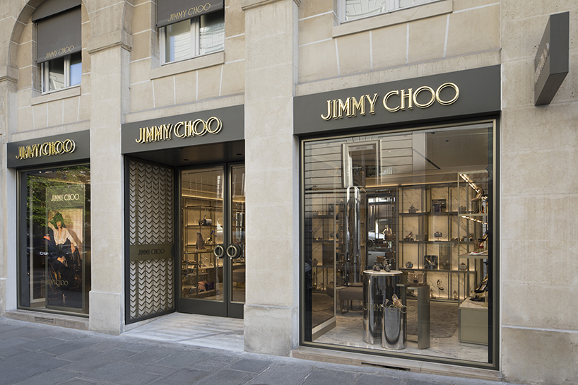 巴黎 Jimmy Choo 旗舰店，奢华螺旋金属柱夺目-13