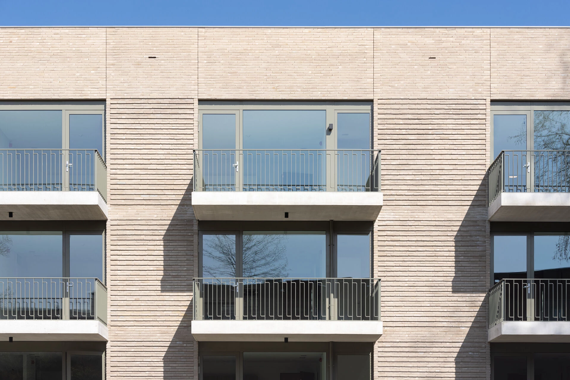 荷兰 Tiel 的 De Ark Tiel 公寓丨Zecc Architecten-14