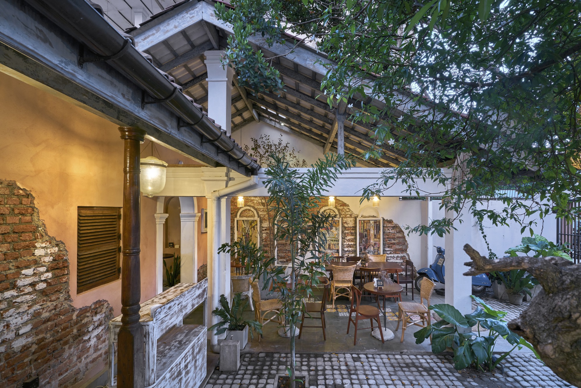 月亮披萨店兼咖啡馆丨斯里兰卡科伦坡丨The Silent Architect-8