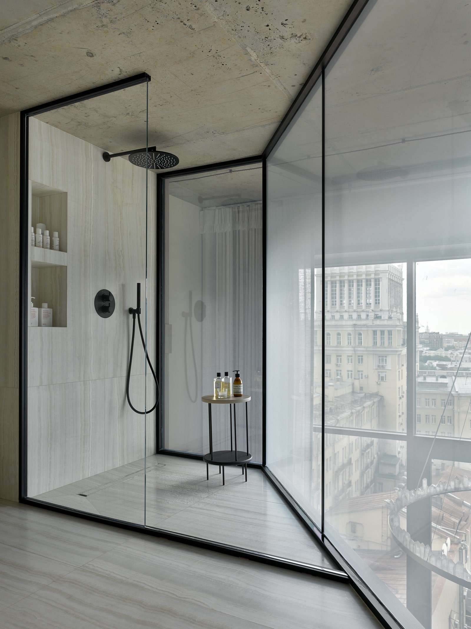 两层全景窗公寓设计丨俄罗斯莫斯科丨Ольга Трейвас和Ариана Ахмад-18