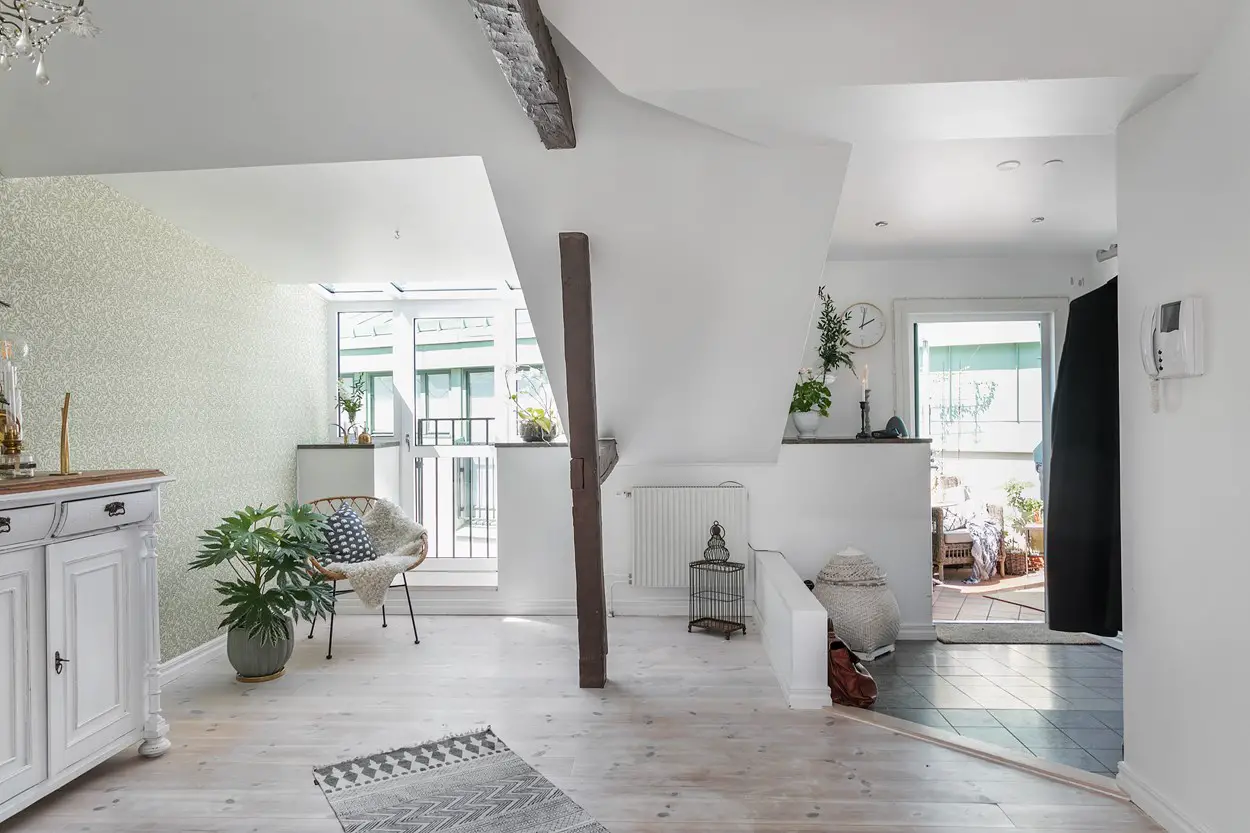 都市中心古建 loft，1850 年老屋焕新颜-6