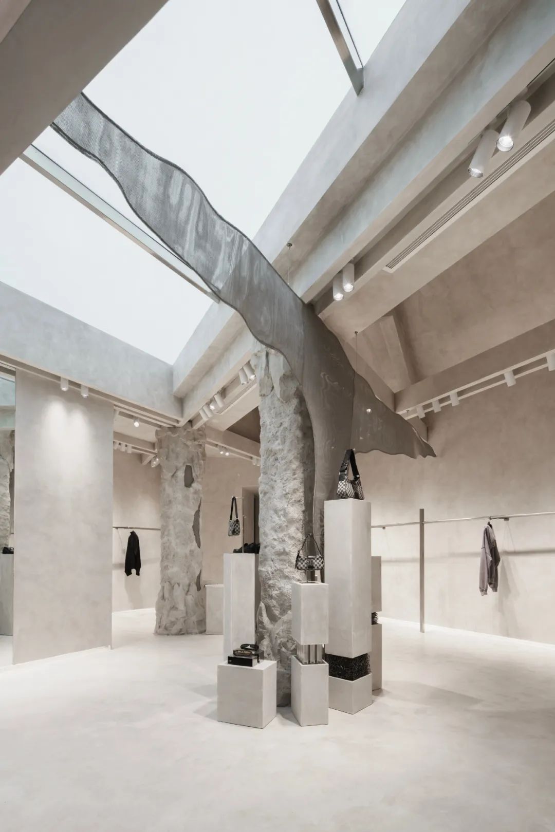 MISBHV 成都祠堂街旗舰店丨中国成都-9