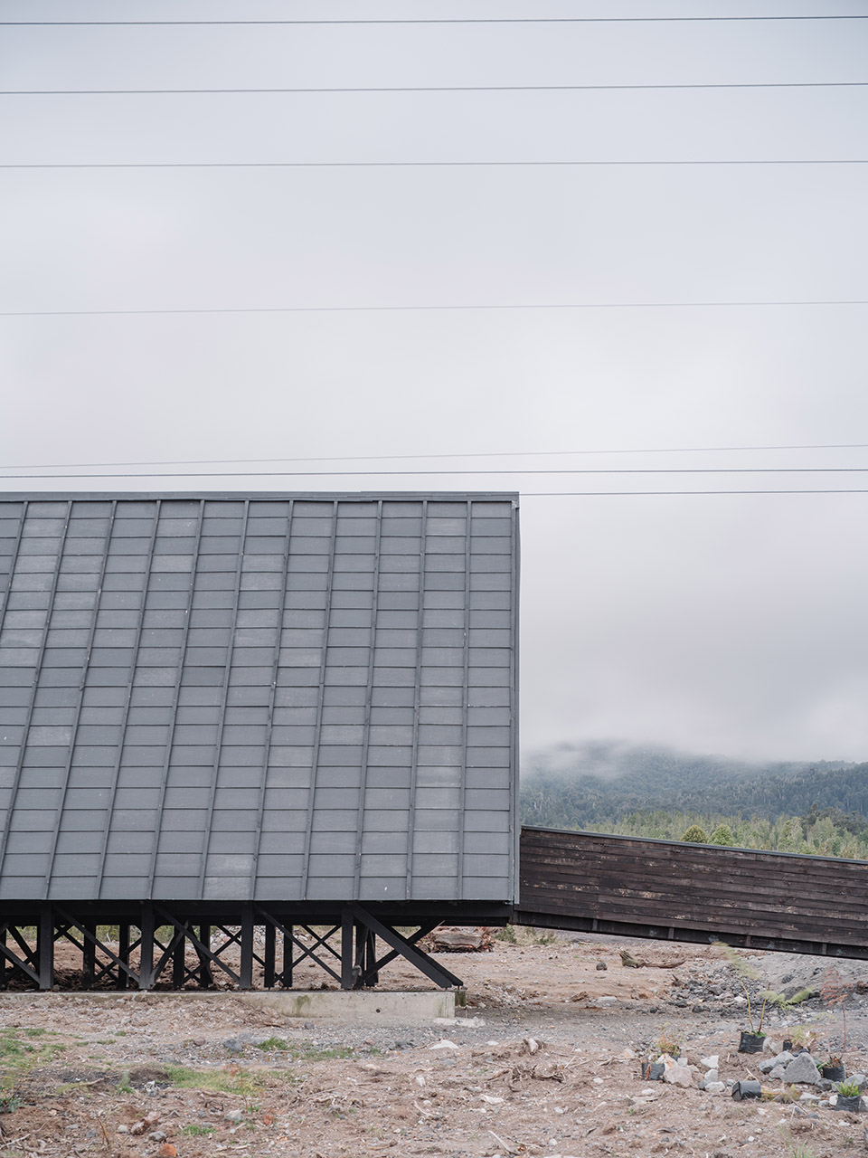 公园管理员 Aladino 的家丨智利丨Iván Bravo Architects-16