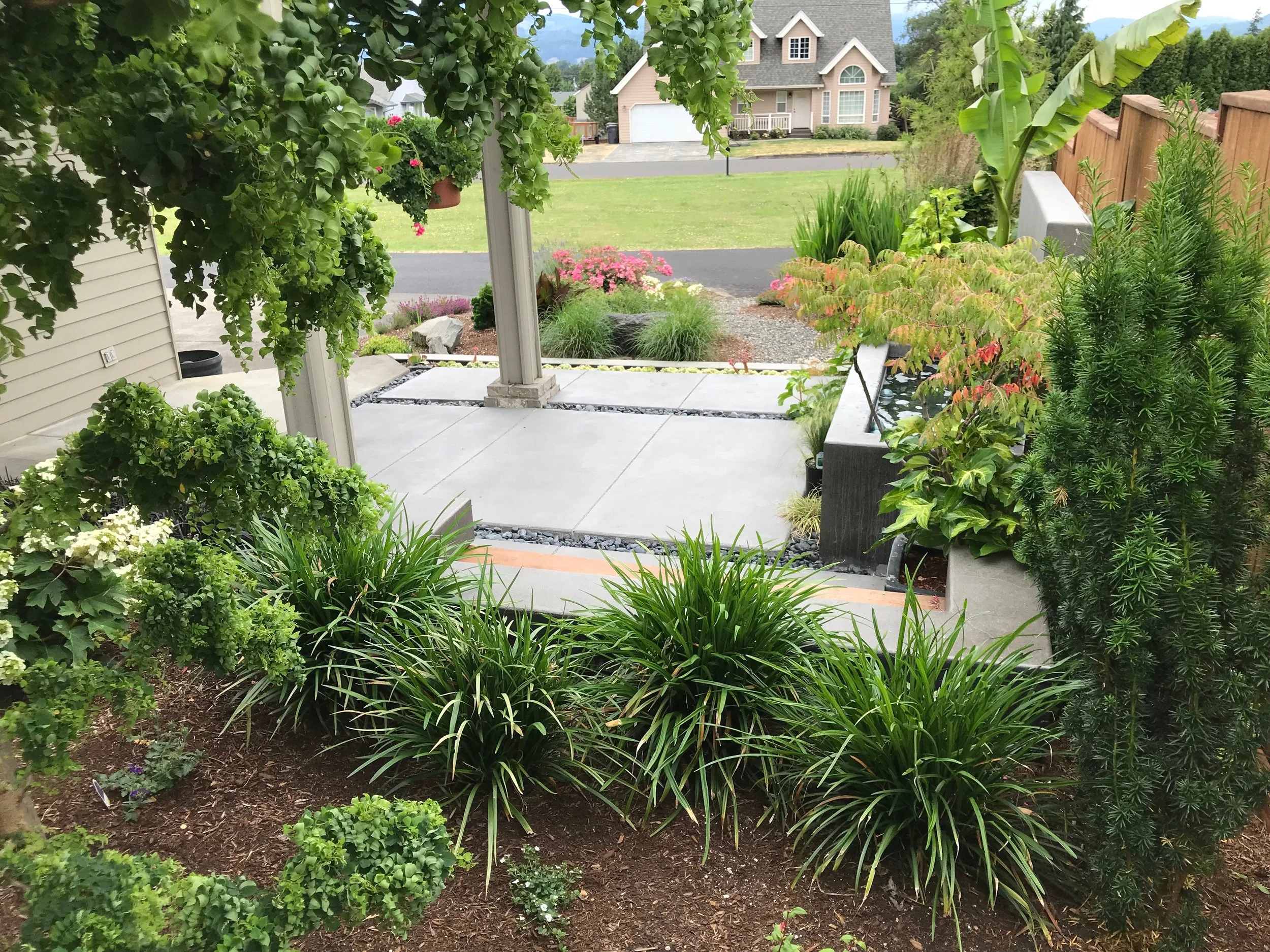 哥伦比亚城某住宅前院景观重新设计丨Alyse Lansing-4