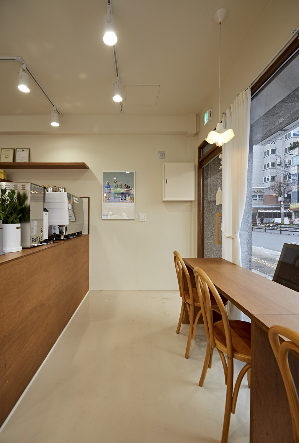 温馨八坪咖啡厅-11