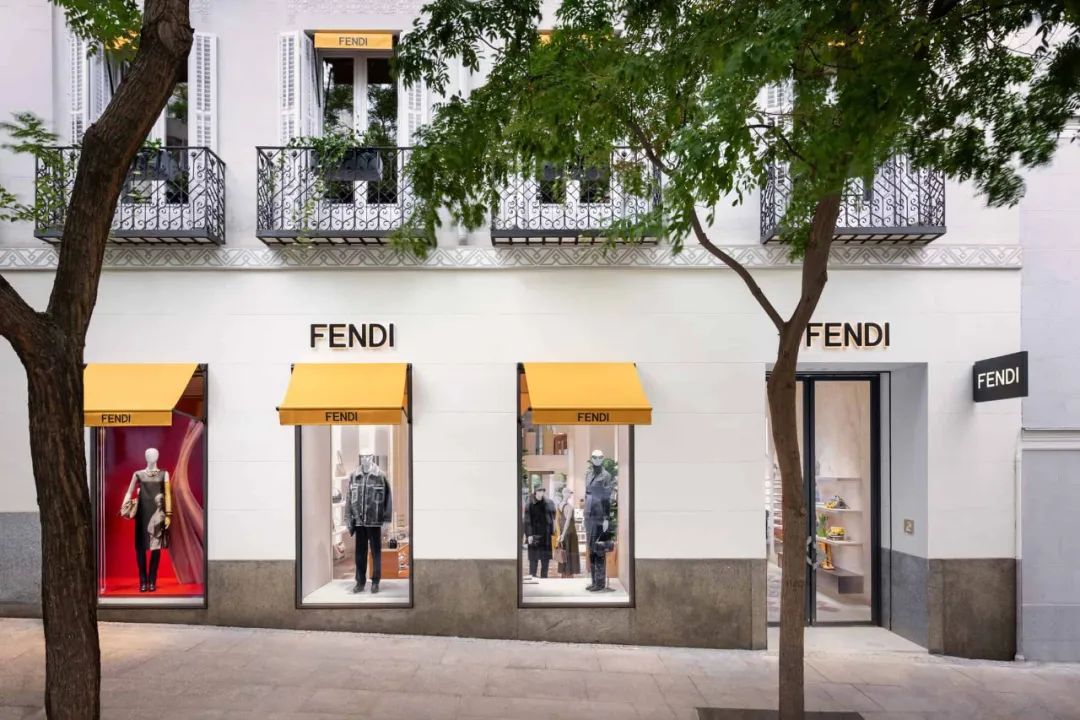 Fendi 马德里首店丨西班牙马德里丨Fendi 建筑部门-3