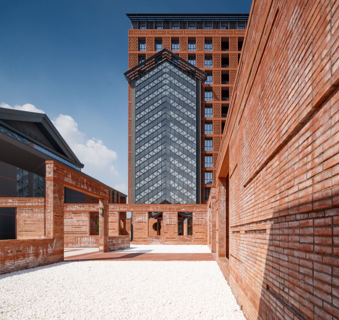 浙大人文学院新楼,红砖墙裙复兴建筑文学传统-17