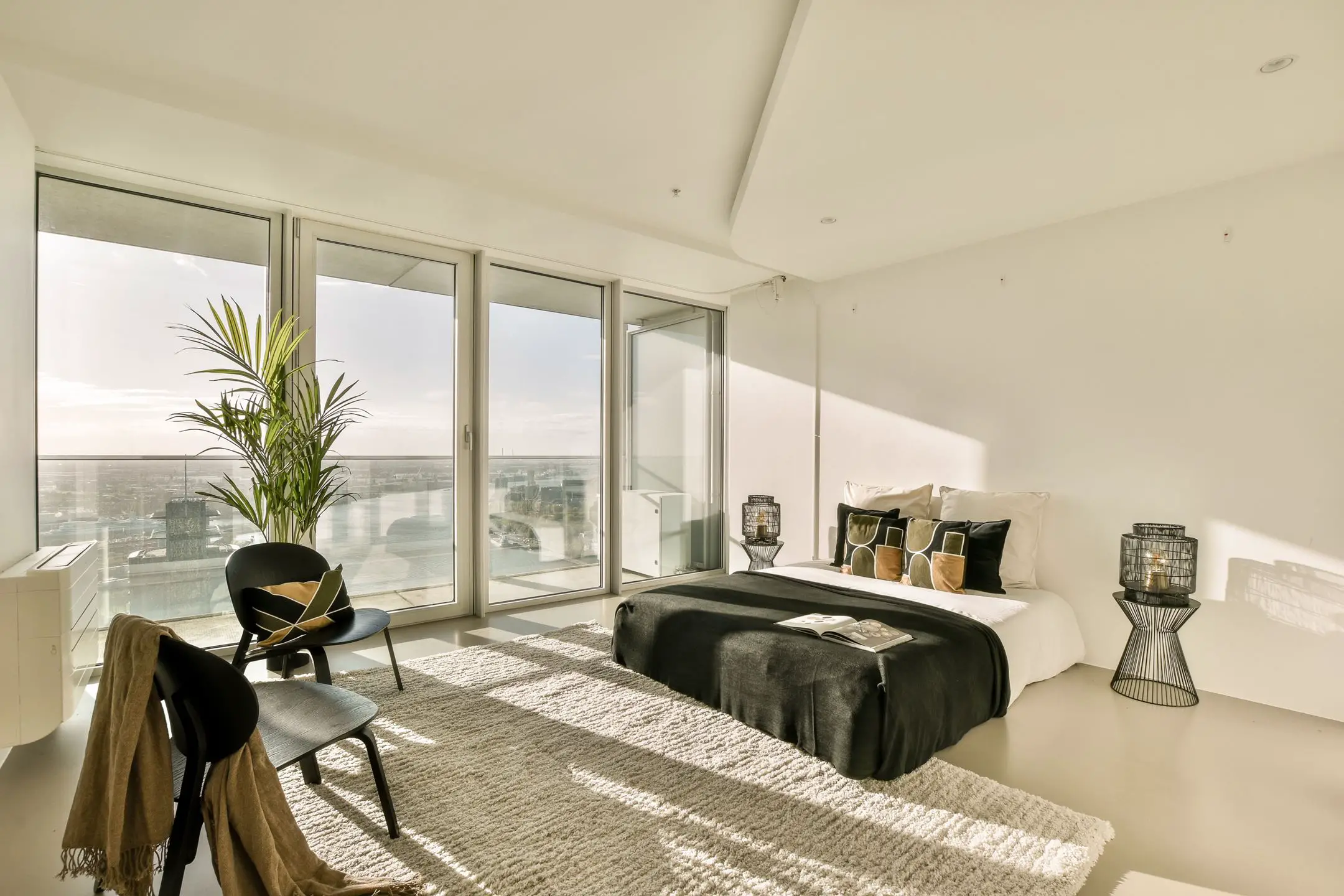 荷兰旋转大厦 | 超现代顶层公寓的惊艳设计-13