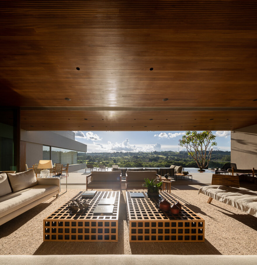 A Weekend Residence with a Dynamic Mix of Volumes, Spans and Cantilevers-22