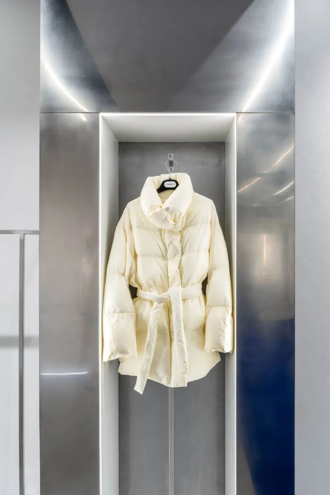 CHER'17 旗舰店丨乌克兰基辅丨TEMP Project-23