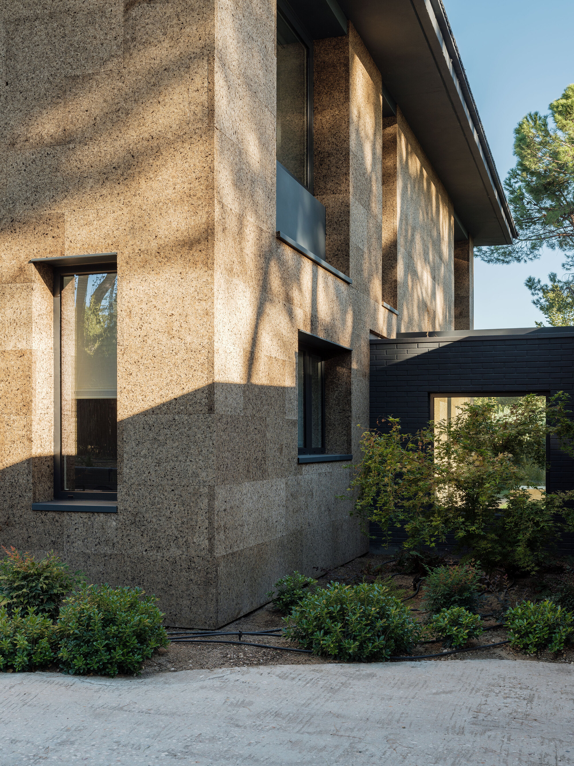 三只小猪之家丨西班牙马德里丨EME157-41