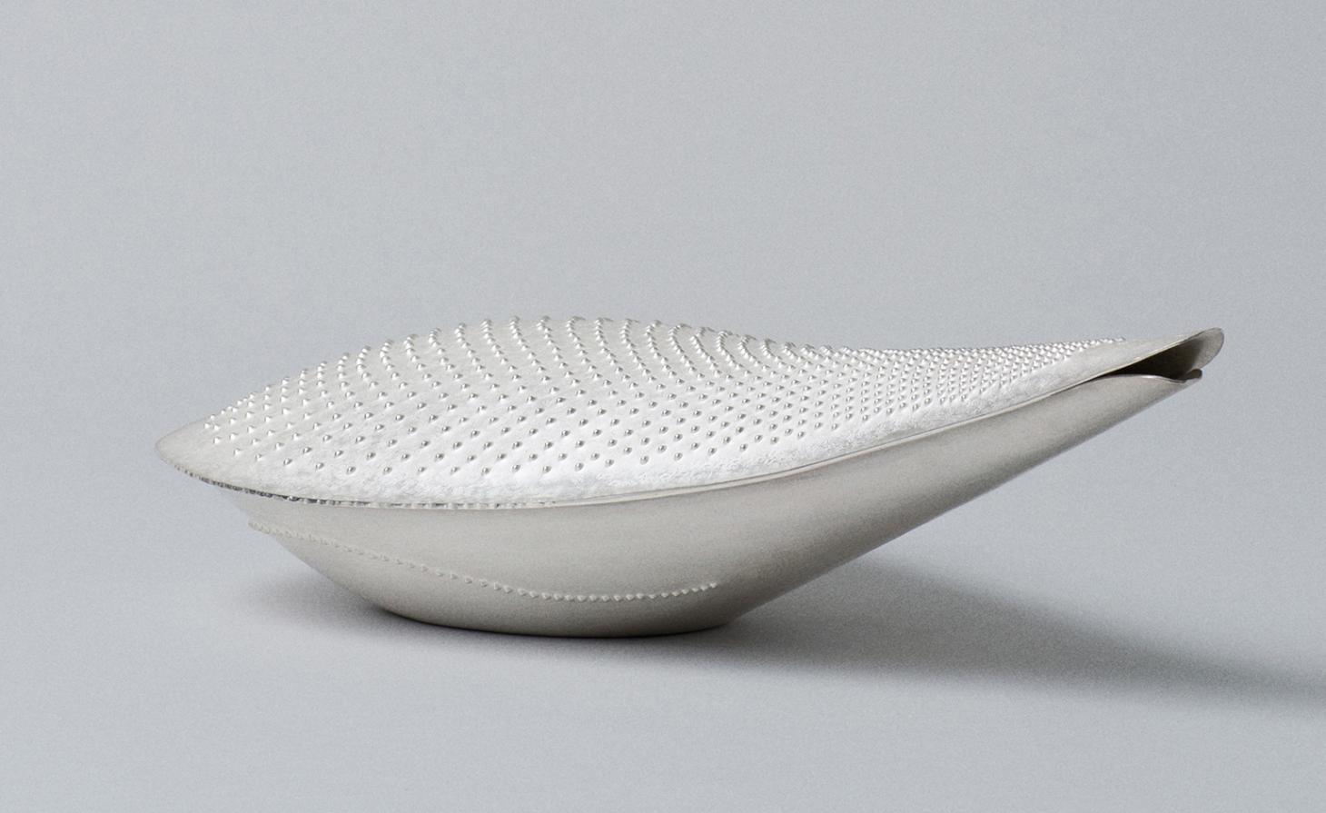 银之韵 | 丹麦设计师 Yuki Ferdinandsen 的锤子舞-1