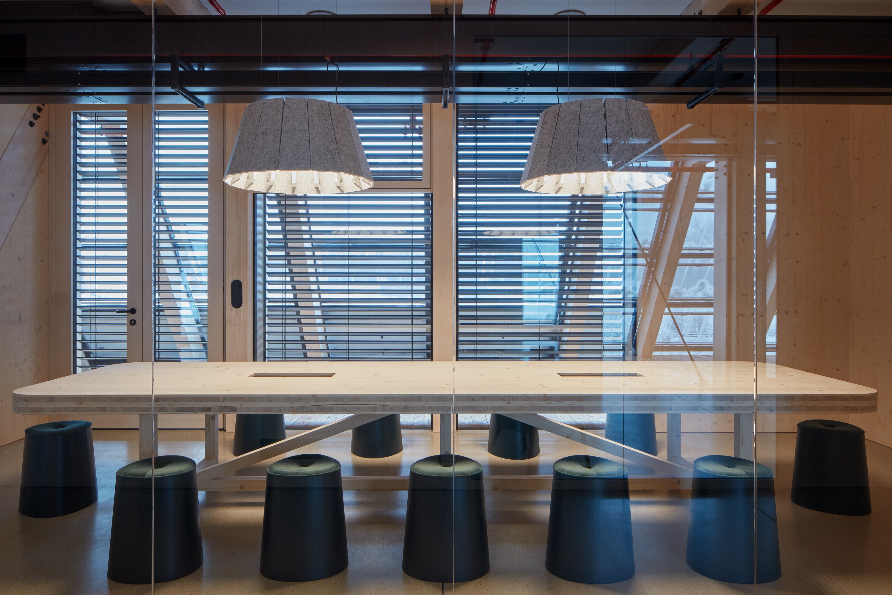 Klouboucká 森林总部丨俄罗斯丨Mjölk architects-37