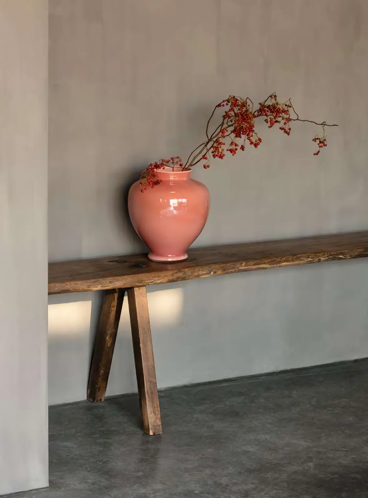 比利时 60 年代老房现代风翻新，设计师巧妙融合自然元素-3