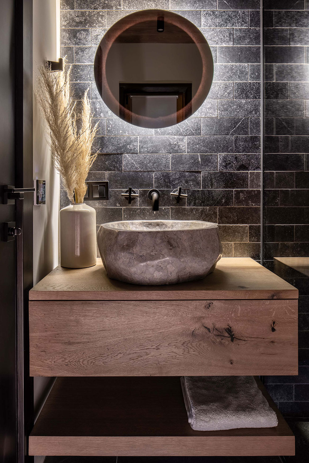 乌克兰基辅郊区现代木屋设计-19