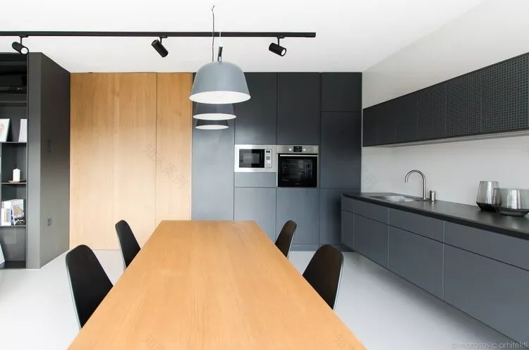 极简工业风公寓,宽敞明亮且功能齐全-16