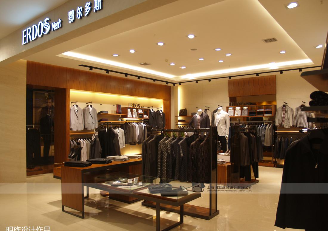 ERDOS 男装店,暖系灯光下的原木风情-2
