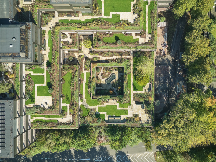 British studios regenerate landmark "Hanging Gardens of Basingstoke" office-4