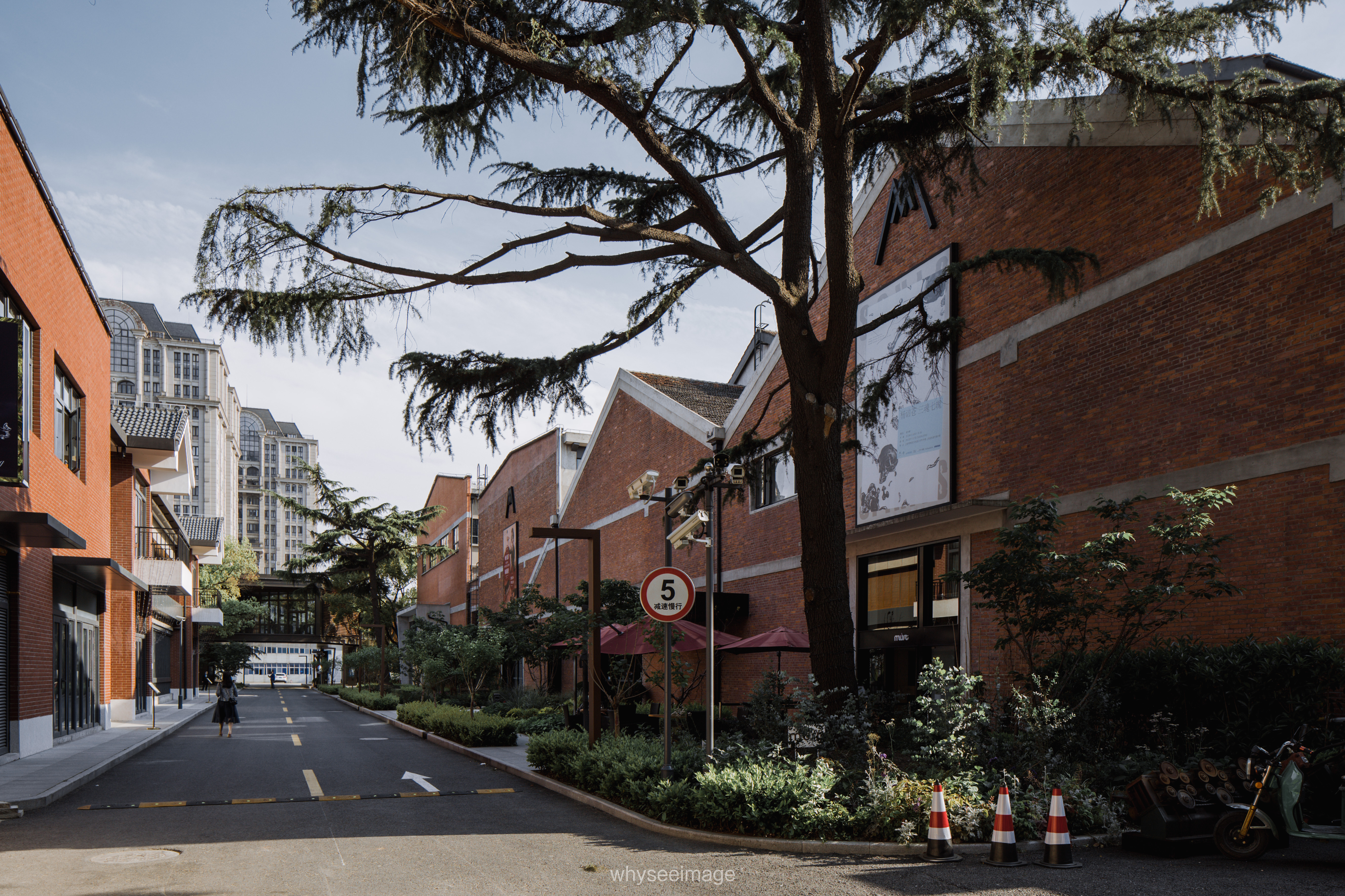 上海民生现代美术馆丨中国上海-12