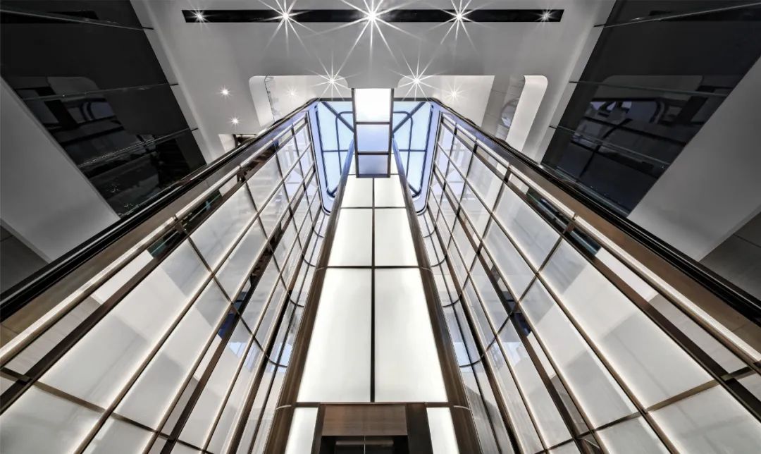 景行含光——卓越·平湖壹号售楼处设计-34