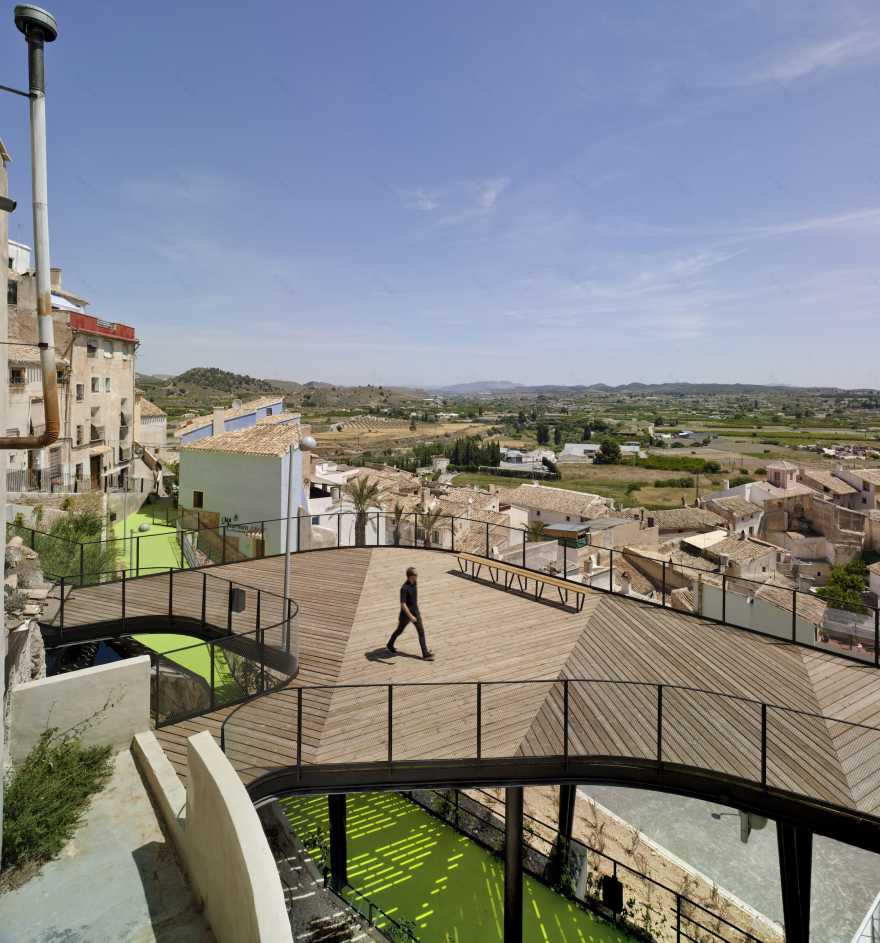 El Coso(造水花园里的神秘故事)-34