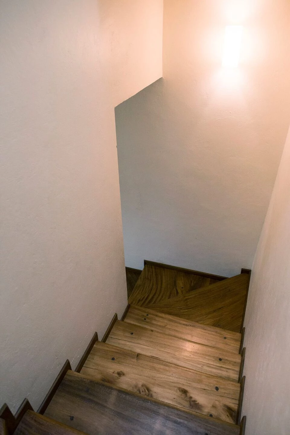 光影交织的墨西哥之家-19