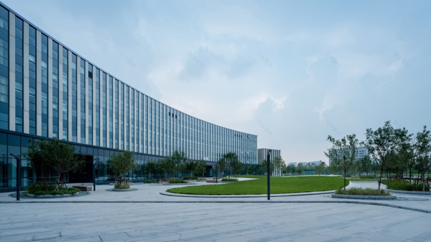 建筑“融于”景观·沈阳材料科学国家研究中心生长之园丨中国沈阳丨日本鹿岛建设株式会社,中国中建设计集团,R land北京源树景观-56