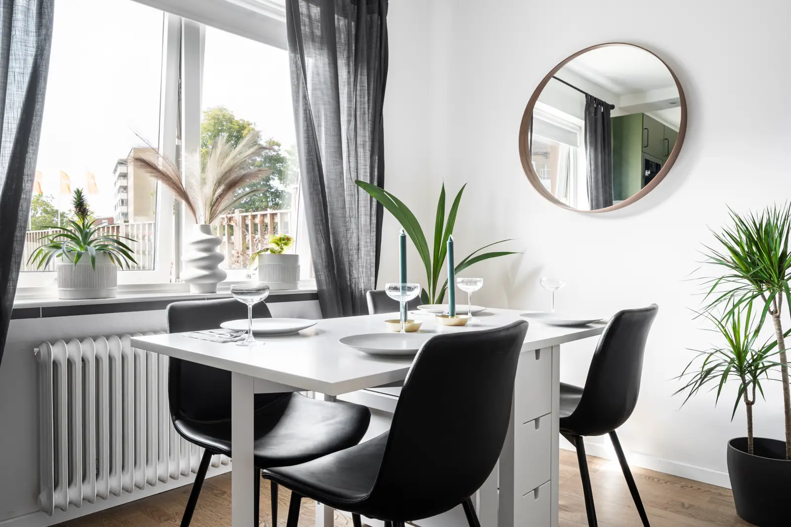 瑞典 26m2 绿色时尚工作室-12