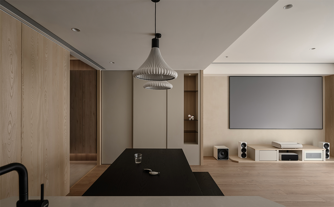 用“减法思维”打造的松弛感婚房-15