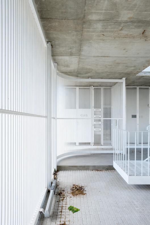 阿根廷 La Plata 市 Casas Boulevard 公寓丨Paralelo Colectivo-11