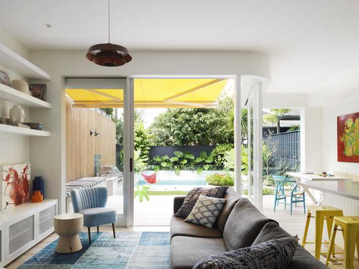 悉尼阳光小镇屋 | 设计师 Heidi Correa 的明亮改造-1