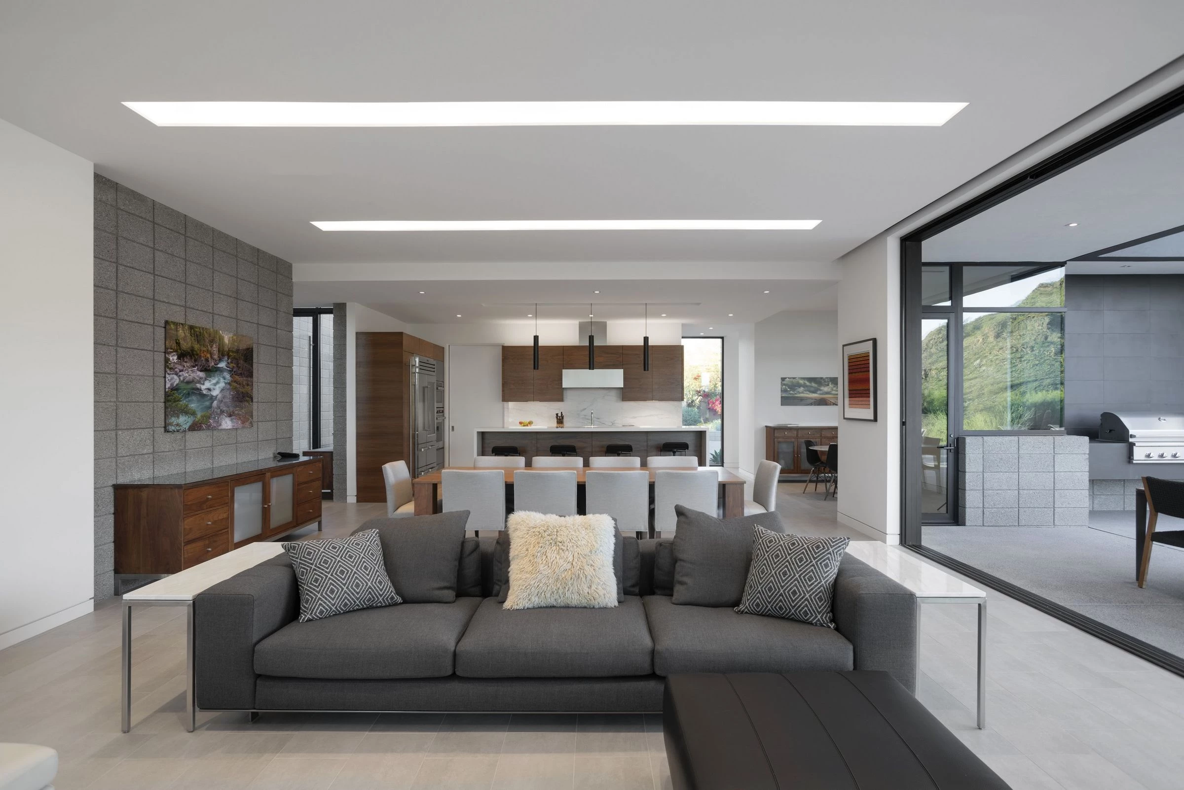 亚利桑那州斯科茨代尔的 Troon 现代住宅，融入自然的几何之美-30