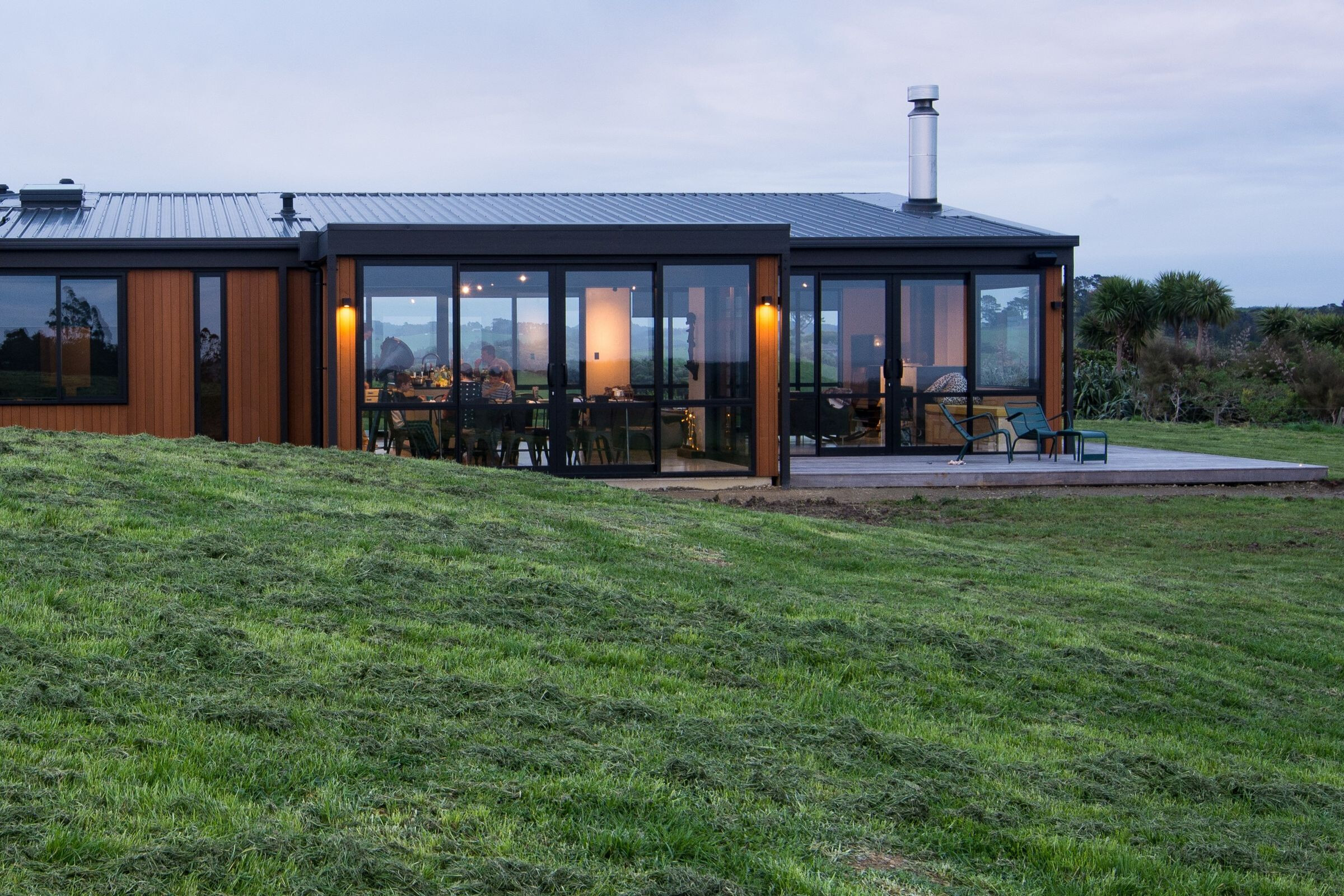 新西兰 Te Arai L 型木屋 | 自然环保的家庭休闲空间-28