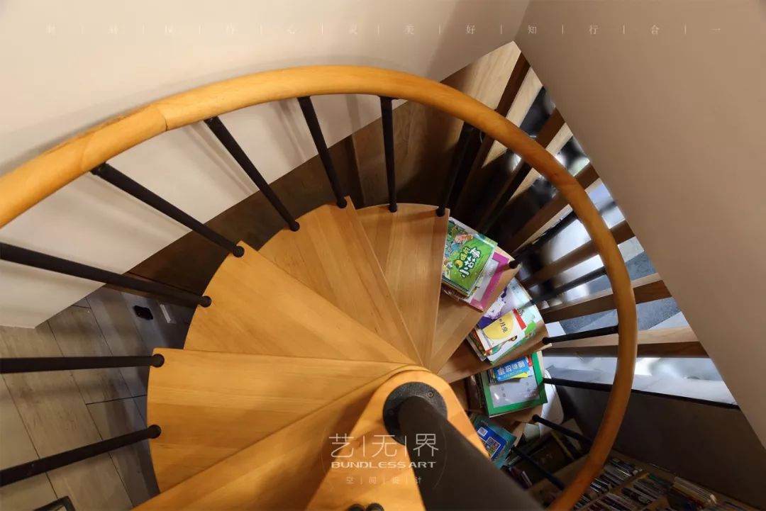 香蜜湖错层之家 | 现代生活与传统关公的和谐融合-35