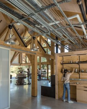 兰德农场农产品摊丨美国丨美国 Payette 工作室