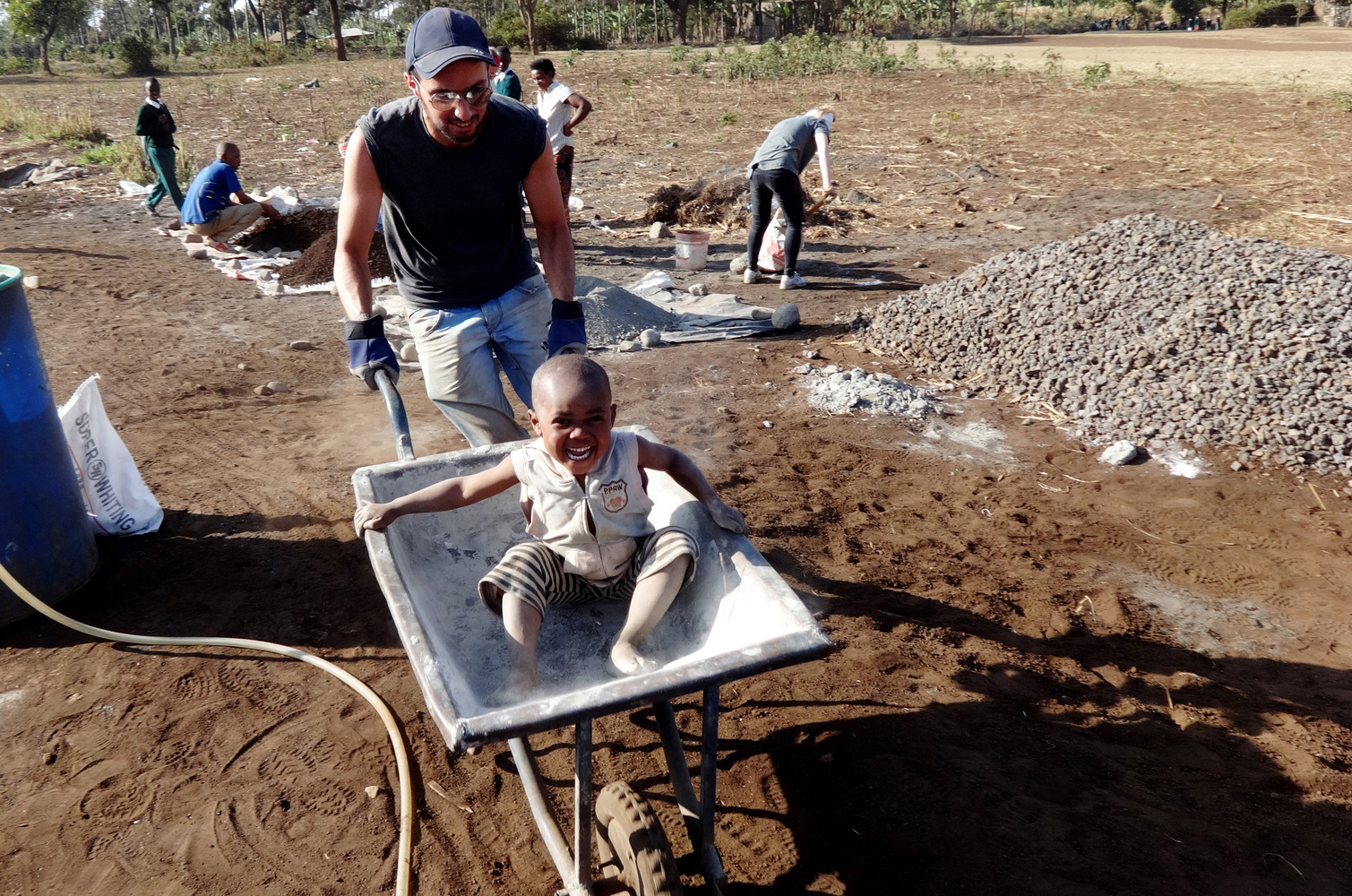 阿马尼图书馆-42