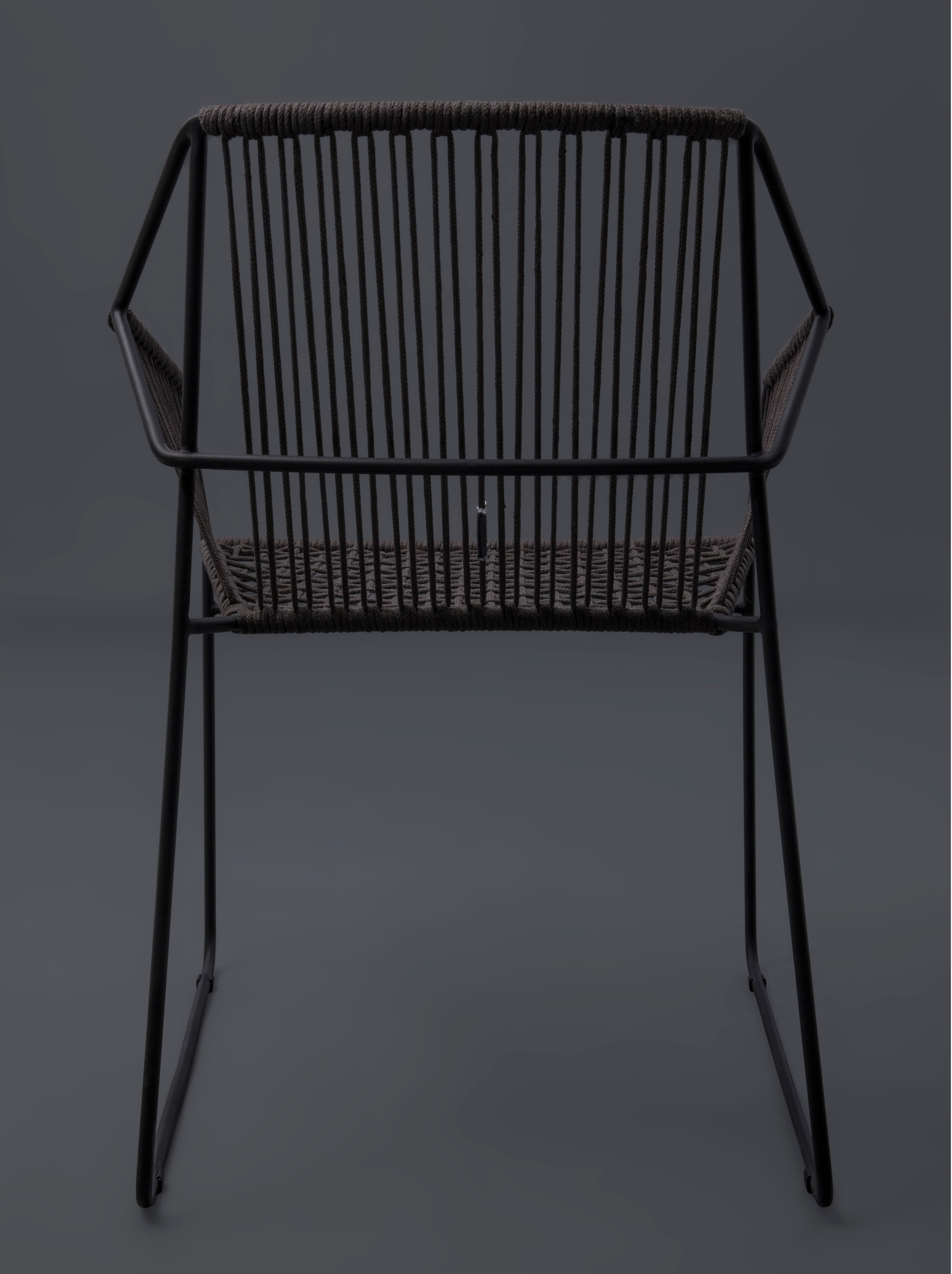 桑杜尔（注：通常为人名或地名等特定名称，根据实际语境可能会有所不同） -12